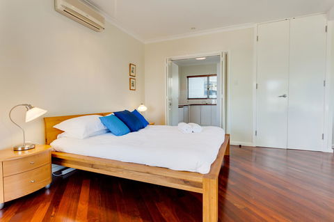 Cottesloe Contemporary Villa - Sydney 4u 13