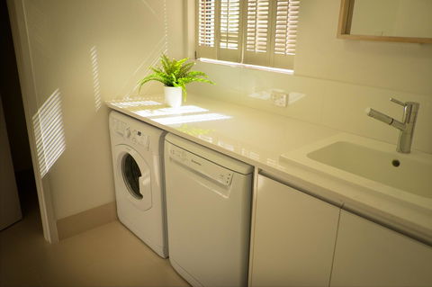Cottesloe Artist's Beach Retreat - Sydney 4u 33