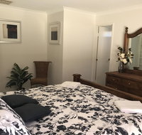 Blue Lake Family Retreat - Accommodation Sydney