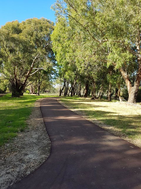 Jacaranda Hideaway Bed & Breakfast - Sydney 4u 21