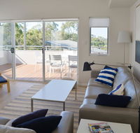 The Villa Dunsborough - Sydney 4u