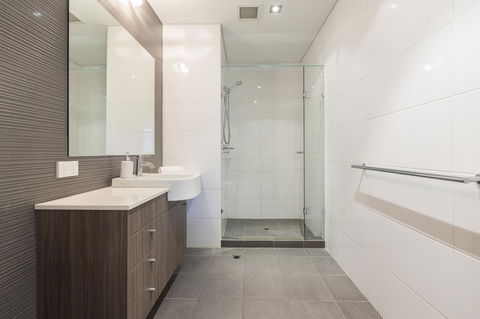 Gallery Serviced Apartments - Accommodation Sydney 8