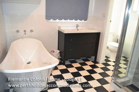 Fremantle Colonial Home - Sydney 4u 33