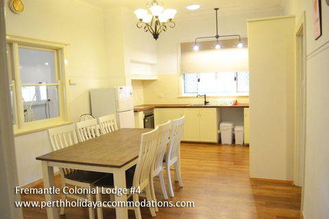 Fremantle Colonial Home - Sydney 4u 28