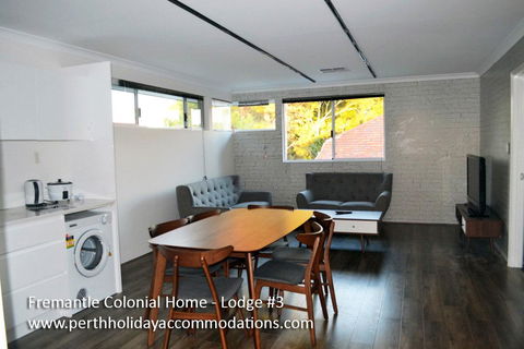 Fremantle Colonial Home - Sydney 4u 17