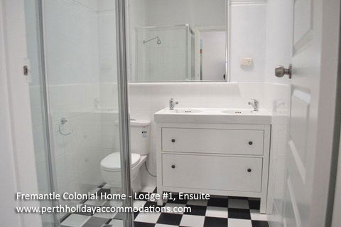 Fremantle Colonial Home - Sydney 4u 42