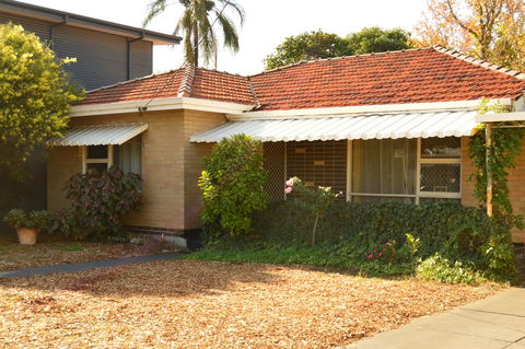 Midgard Cottage - Great Location & Close To Airport - Sydney 4u 16