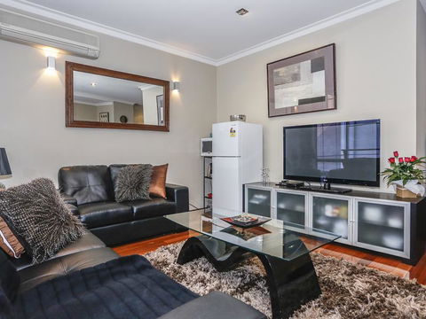 New York On King - Sydney 4u 10