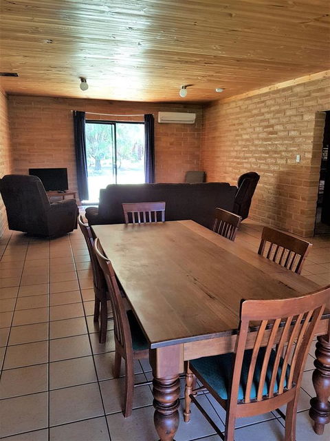 Turner Brook Chalet - Sydney 4u 10
