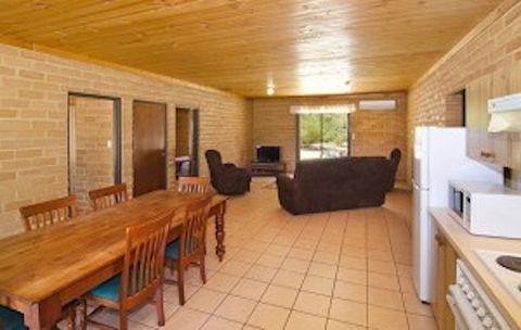 Turner Brook Chalet - Sydney 4u 7