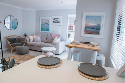 Mindarie Retreat - Sydney 4u 1