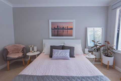 Mindarie Retreat - Sydney 4u 5