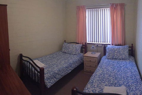 Geraldton Holliday Villas - Sydney 4u 6