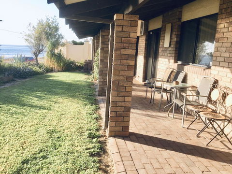 Geraldton Holliday Villas - Sydney 4u 30