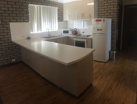Geraldton Holliday Villas - Sydney 4u 21