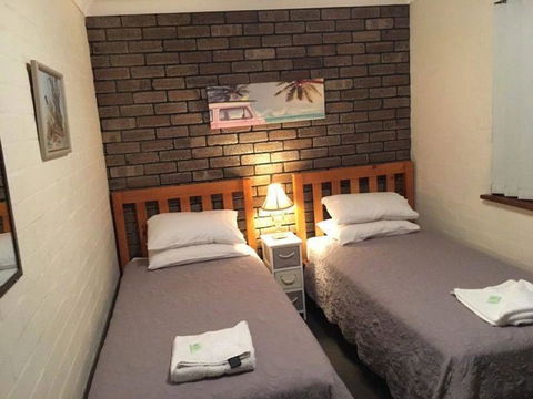 Geraldton Holliday Villas - Sydney 4u 20