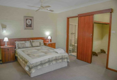 Geraldton Holliday Villas - Sydney 4u 4