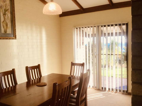 Geraldton Holliday Villas - Sydney 4u 29