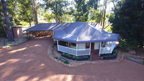 Quiet Escapes Cottages - Accommodation Sydney 0