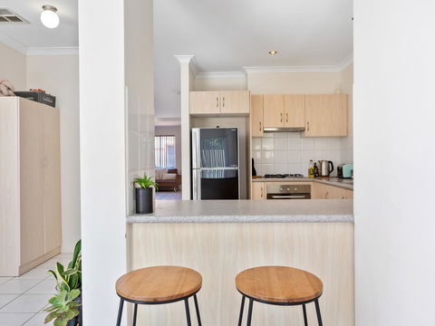 Cooper Street - Sydney 4u 31