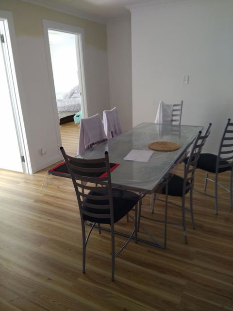 DIANELLA Budget Rooms Happy Place To Stay - Sydney 4u 16