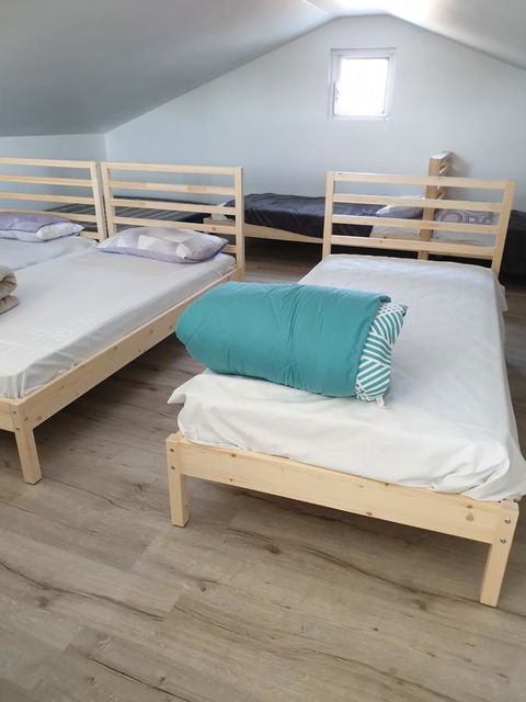 DIANELLA Budget Rooms Happy Place To Stay - Sydney 4u 20