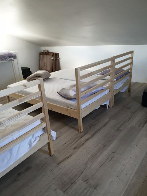 DIANELLA Budget Rooms Happy Place To Stay - Sydney 4u 21