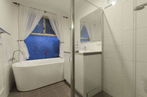 The Entertainer - Accommodation Sydney 26