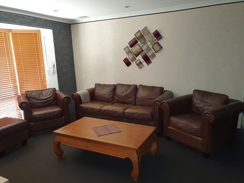 The Entertainer - Accommodation Sydney 21