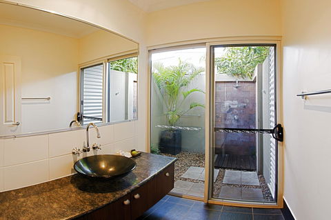 Mantra Frangipani Broome - Sydney 4u 8