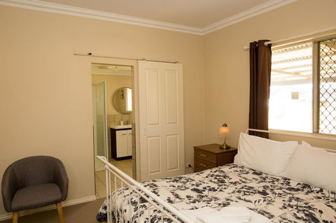 Yvonnes Rest Holiday Home - Accommodation Sydney 3