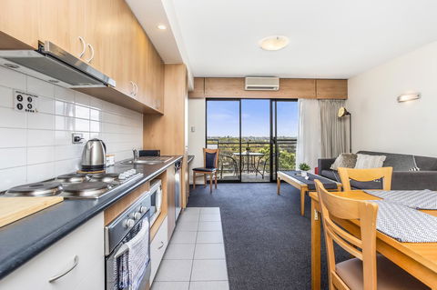 508 Stupendous Sunsets & Views Pool Gym Parking - Sydney 4u 12