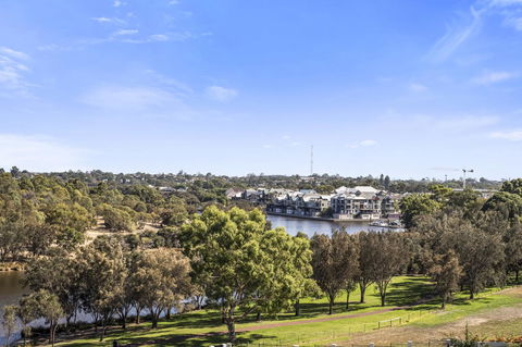 508 Stupendous Sunsets & Views Pool Gym Parking - Sydney 4u 31