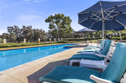 508 Stupendous Sunsets & Views Pool Gym Parking - Sydney 4u 29