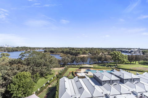 508 Stupendous Sunsets & Views Pool Gym Parking - Sydney 4u 34