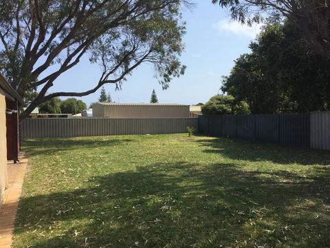 The Bothy Lancelin Family Retreat - Sydney 4u 2