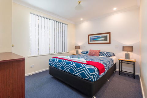 Surfside Ocean Beach Denmark Holiday Accommodation - Sydney 4u 36