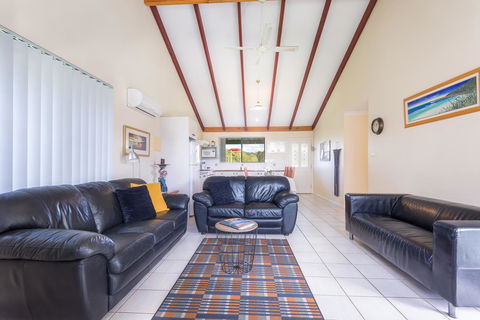Surfside Ocean Beach Denmark Holiday Accommodation - Sydney 4u 43