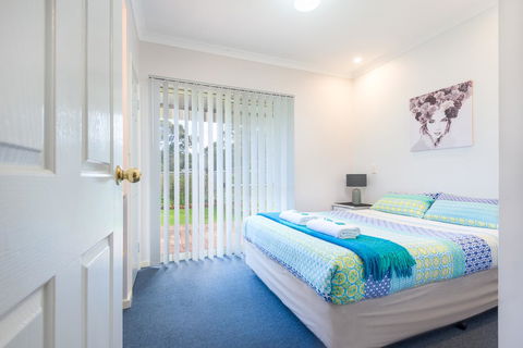 Surfside Ocean Beach Denmark Holiday Accommodation - Sydney 4u 12