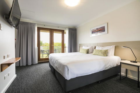 Nightcap At The Ship Inn - Accommodation Sydney 18