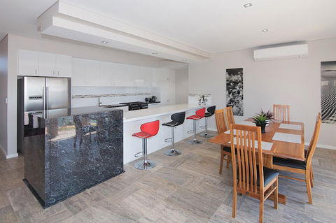Oceans Edge - Busselton - Accommodation Sydney 10