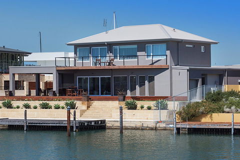 Oceans Edge - Busselton - Accommodation Sydney 0