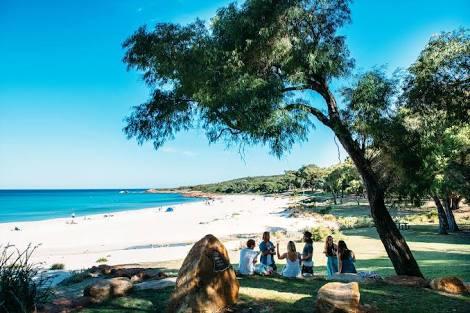 The Beach House - Accommodation Sydney 10