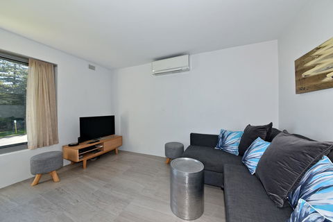 Cottesloe Apartment Close To Beach - Sydney 4u 10