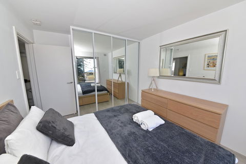 Cottesloe Apartment Close To Beach - Sydney 4u 5