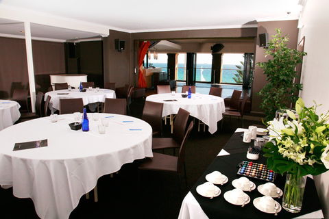 Cottesloe Beach Hotel - Sydney 4u 18