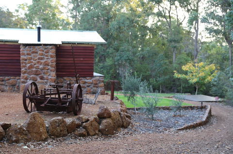 Nannup Bush Retreat - Sydney 4u 25