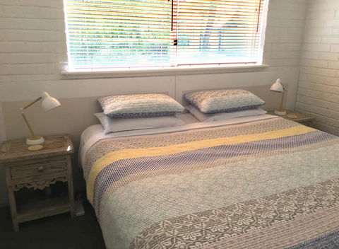 Whitesands Holiday Villas - Sydney 4u 24