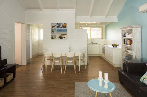 Whitesands Holiday Villas - Sydney 4u 12