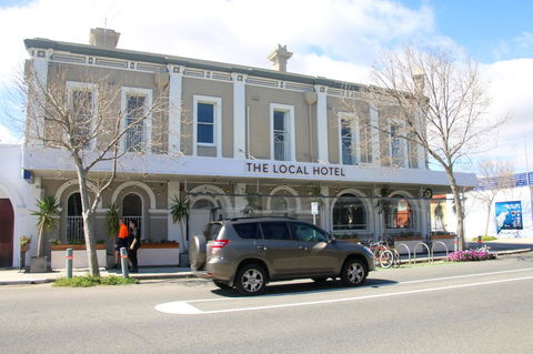 Ada South Fremantle - Sydney 4u 32